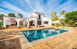 5-bedroom cottage 266 m² in Moraira for 1,699,000 €