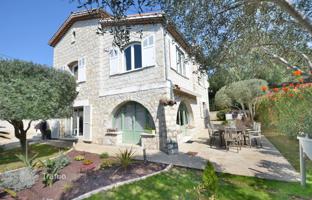 6-bedroom villa in Juan-les-Pins for 1,180,000 €