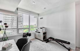Apartment – Lake Shore Boulevard West, Etobicoke, Toronto,  Ontario,   Canada for C$1,262,000