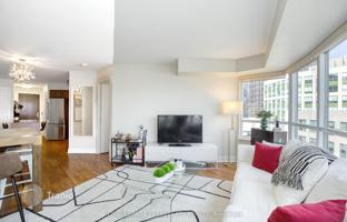 5-bedroom apartment in Blue Jays Way for C$1,141,000