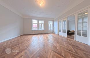4-room apartment 139 m² in Central District for 465,000 €