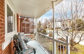 Townhome – East York, Toronto, Ontario,  Canada for C$1,373,000