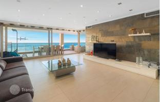 5-bedroom villa 207 m² in Altea for 945,000 €
