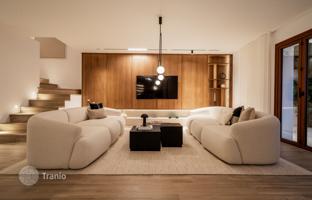 4-bedroom townhouse 244 m² in Nueva Andalucia for 2,250,000 €