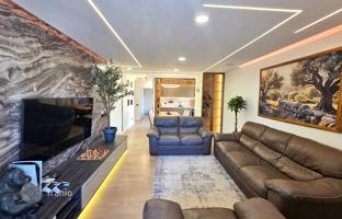 3-bedroom apartment 106 m² in Becici for 321,000 €