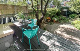 7-bedroom townhouse in Old Toronto for C$2,195,000