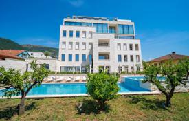 Apartment in the new luxury residential building in Tivat for 260,000 €