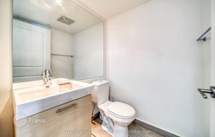 4-bedroom apartment in Yonge Street for C$1,074,000