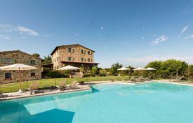 Elite villa with a rich history, a guest house, a large pool and a spacious plot, Perugia, Italy for 3,000,000 €