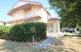 Two-storey house with two independent apartments at 550 meters from the sea, Kastel Novi, Croatia for 350,000 €