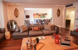 Combining Elegance and Functionality Seamlessly Spacious Villa for $1,910,000