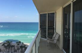Elite flat with ocean views in a residence on the first line of the beach, Sunny Isles Beach, Florida, USA for $789,000