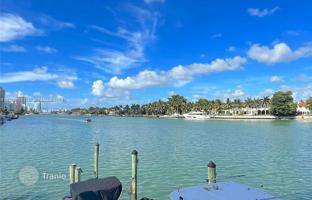1-bedroom apartments in condo 81 m² in Miami Beach for $395,000
