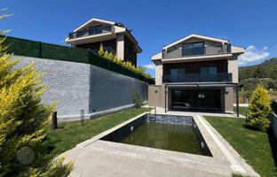 4-bedroom villa 200 m² in Fethiye for 28,851,000 TRY