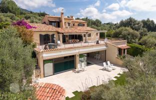 6-bedroom villa in Tourrettes-sur-Loup for 1,720,000 €