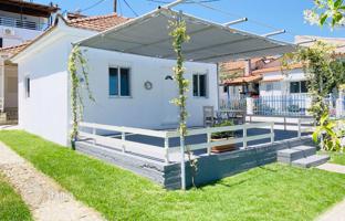 Five cottages right on the seafront in Petalidi, Peloponnese, Greece for 780,000 €