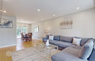 9-bedroom house in Etobicoke for C$1,952,000