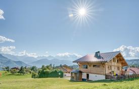 Renovated chalet with a garage in a quiet area, Cordon, France for 2,690,000 €