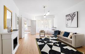Stylish two-bedroom apartment in a historical building, Belvaros-Lipotvaros, Budapest, Hungary for 528,000 €