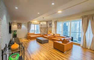 Two-bedroom apartment near the canal in Dubai Marina, Dubai, UAE for $465,000