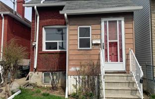 3-bedroom house in York for C$1,109,000