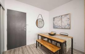 Apartment – The Queensway, Toronto, Ontario,  Canada for C$875,000