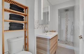 1-bedrooms apartments in condo 88 m² in Miami Beach, USA for $950,000