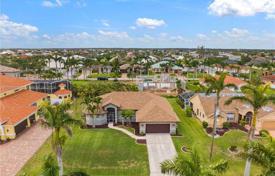 3-bedrooms townhome in Cape Coral, USA for $455,000