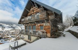 Renovated chalet with a jacuzzi and a panoramic view, Megeve, France for 2,600,000 €