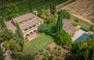 10-bedroom country house 817 m² in Monte San Savino for 1,030,000 €