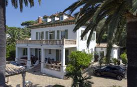 Villa – La Croix-Valmer, Côte d'Azur (French Riviera), France for 2,990,000 €