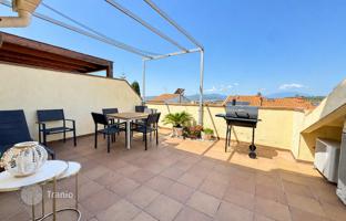 2-bedroom apartment 89 m² in Blanes for 315,000 €