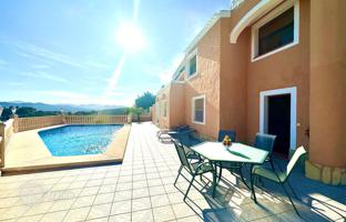 4-bedroom villa 242 m² in Javea (Xabia) for 800,000 €