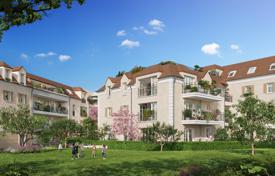 Apartment – Yvelines, Ile-de-France, France for From 283,000 €
