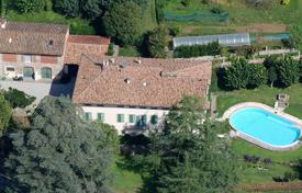 Renovated farm with hotel, pool, garden and olive grove, Lucca, Italy for 5,500,000 €
