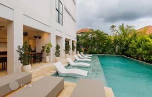 2-bedroom apartment 60 m² in Batu Bolong Beach for $220,000