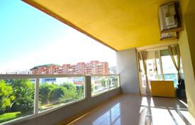 Flat in complex with swimming pool and gym, Alicante, Spain for 252,000 €
