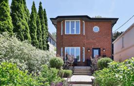 Townhome – East York, Toronto, Ontario,  Canada for C$2,011,000