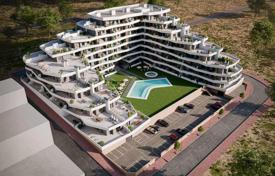 Apartments with 3 bedrooms in an exclusive complex in San Miguel de Salinas for 290,000 €
