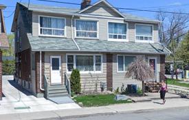 Terraced house – Lake Shore Boulevard West, Etobicoke, Toronto,  Ontario,   Canada for C$1,079,000