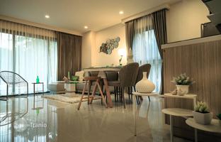 One-bedroom apartment in a complex with swimming pools and gardens, central Pattaya, Thailand for $124,000