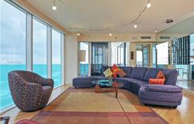Stylish apartment with ocean views in a residence on the first line of the beach, Sunny Isles Beach, Florida, USA for $2,362,000