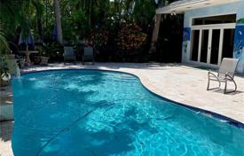 Comfortable villa with a pool, a garage and a terrace, Golden Beach, USA for 2,058,000 €