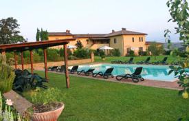 Estate for sale in Tuscany, Siena for 2,700,000 €