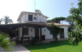 Two-storey villa 100 m from the beach, San Felice Circeo, Lazio, Italy. Price on request