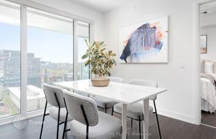 6-bedroom apartment in Bathurst Street for C$1,049,000