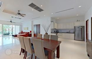2-bedroom apartments in condo 190 m² in Kamala for $343,000