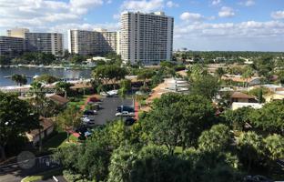 1-bedroom apartments in condo 85 m² in Hallandale Beach for $279,000