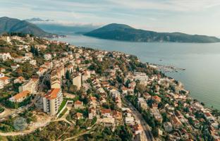2-bedroom apartment in new building 76 m² in Herceg Novi city for 268,000 €