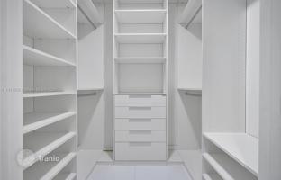 2-bedroom apartments in condo 109 m² in Miami for $862,000